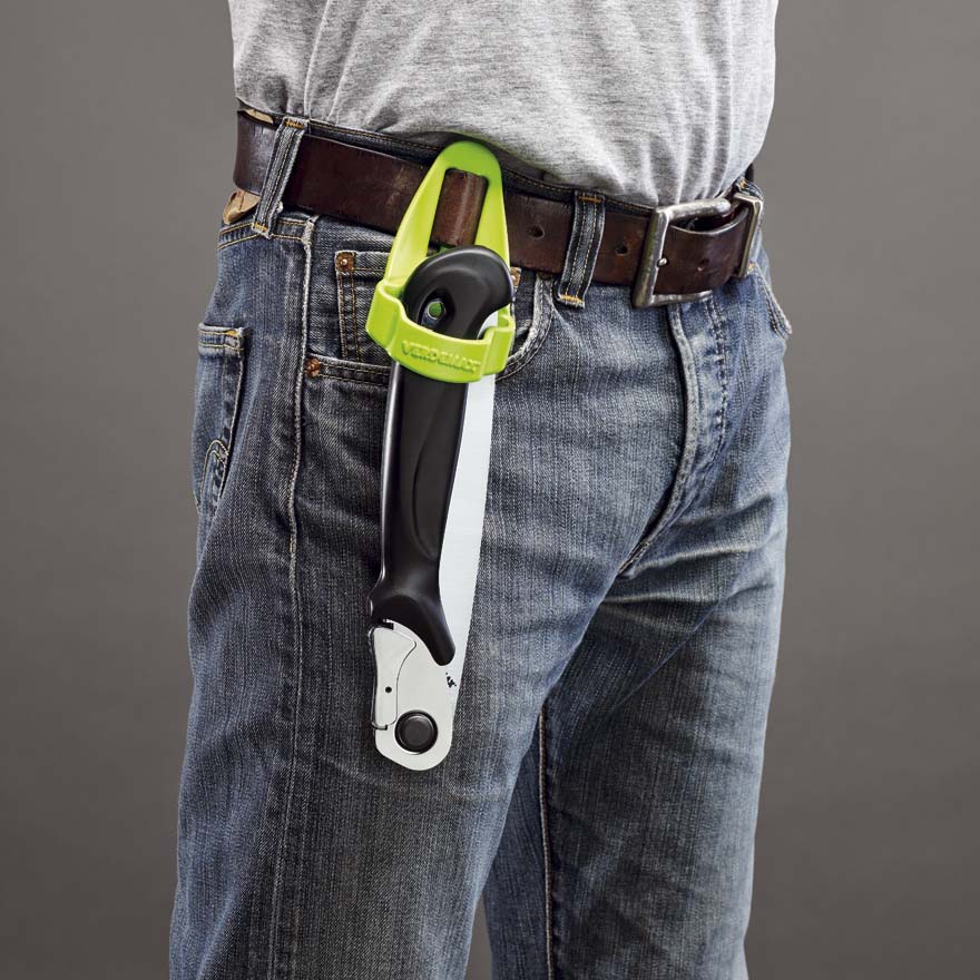 Folding hacksaw